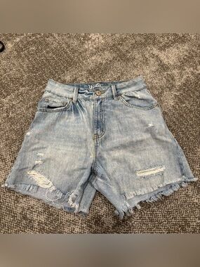 Peace Love Eco by Rewashed Blue Jean Shorts Womens U.S. 5 | 27